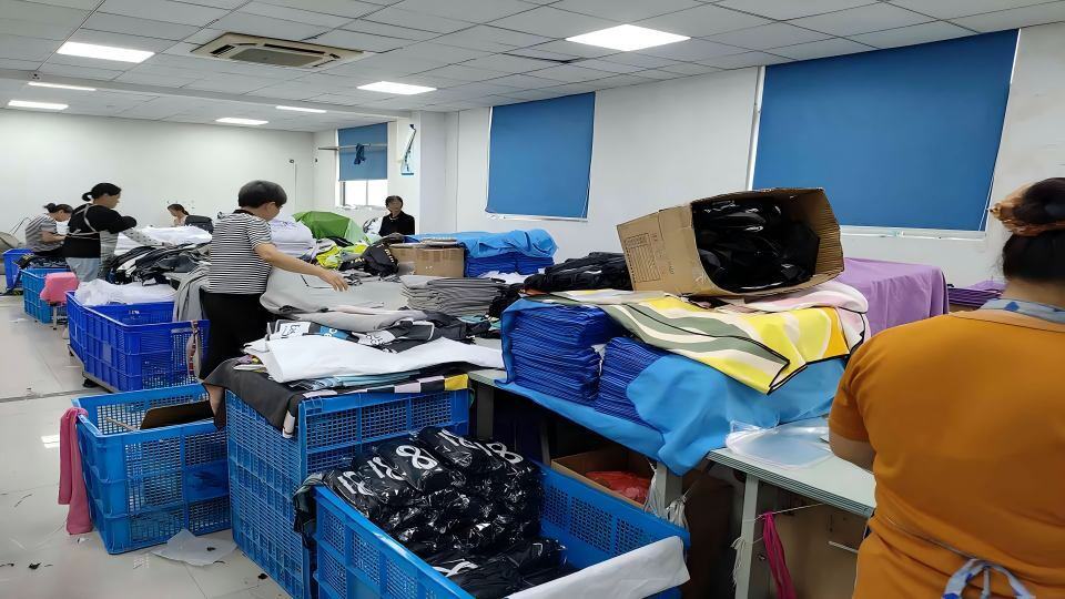 Hefei Aqua Cool Co., Ltd. linea di produzione del produttore
