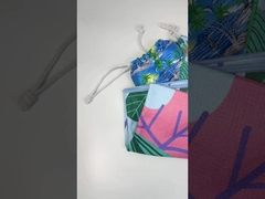 asciugamano di spiaggia della cialda